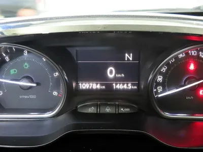 Peugeot 2008 2015, 109774 км, за 3400000 KRW - фото 9