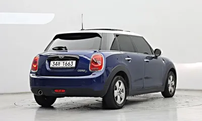 MINI Cooper 2018, 59408 км, за 10500000 KRW