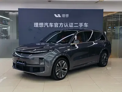 Li Auto Li L9 · 2025 год