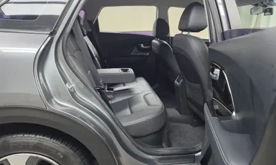 Kia Niro 2017, 60538 км, за 14900000 KRW - фото 11