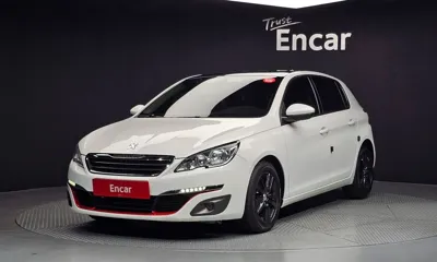 Peugeot 308 · 2017 год