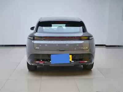 Leapmotor 零跑Lafa5 2025, 9900 км, за 94800 CNY - фото 3