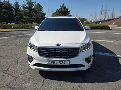 Kia Canival 2019, 106912 км, за 12618.92 USD