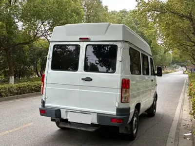 IVECO Daily 2017, 100000 км, за 23800 CNY