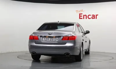 Hyundai Genesis 2008, 154029 км, за 3600000 KRW