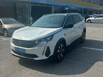 Peugeot 5008 · 2023 год