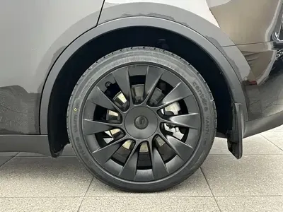 Tesla Model Y 2022, 59600 км, за 163900 CNY - фото 15