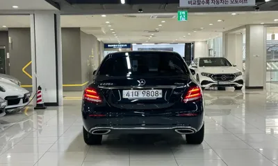 Mercedes-Benz E-Class 2017, 98736 км, за 19500000 KRW