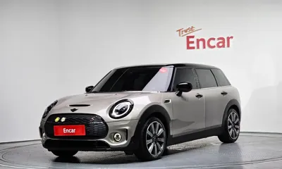 MINI Clubman · 2022 год