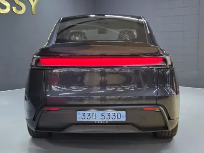 Tesla Model Y 2026, 10 км, за 73030000 KRW - фото 5