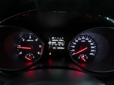 Kia Canival 2015, 227842 км, за 9990000 KRW - фото 8