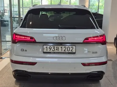 Audi Q5 2024, 23528 км, за 46000000 KRW