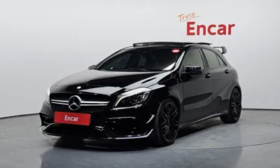 Mercedes-Benz A-Class · 2017 год