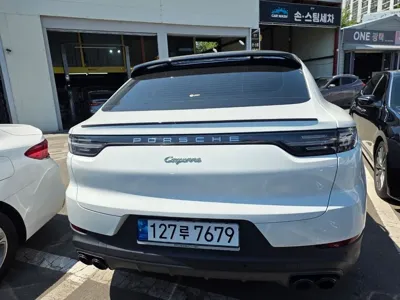 Porsche Cayenne 2022, 33315 км, за 97990000 KRW