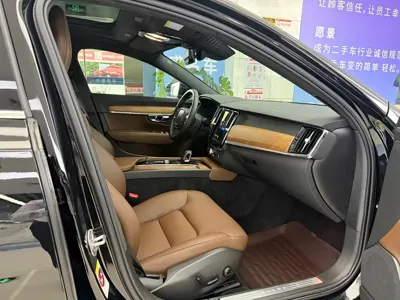 Volvo S90 2024, 35000 км, за 179800 CNY - фото 9