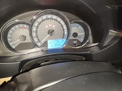 Toyota Corolla 2017, 99100 км, за 42481.27 CNY - фото 13
