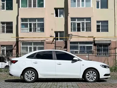 Buick Excelle 2021, 65700 км, за 40599 CNY - фото 8