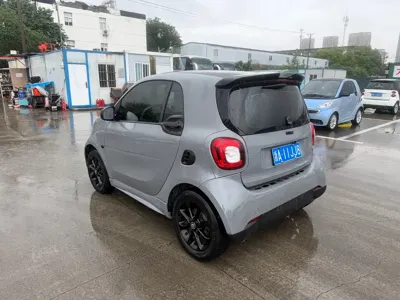 Smart Smart Fortwo 2016, 110000 км, за 37800 CNY - фото 6