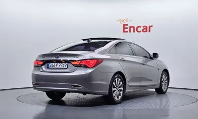 Hyundai Sonata 2013, 121990 км, за 6700000 KRW