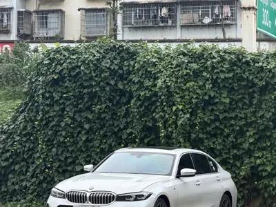 BMW 3 Series · 2023 год