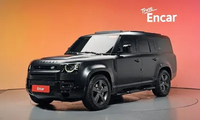 Land Rover Defender · 2023 год