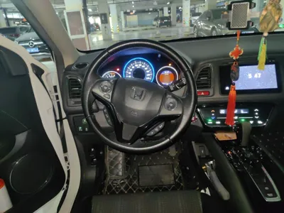 Honda Vezel 2017, 113500 км, за 60935.17 CNY - фото 7