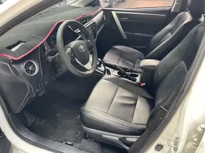 Toyota Corolla 2018, 80000 км, за 40199 CNY - фото 7