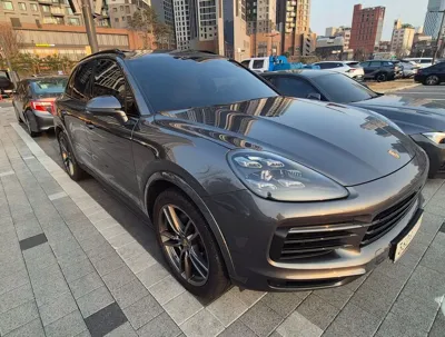 Porsche Cayenne · 2020 год
