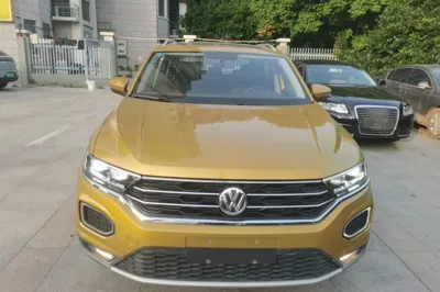 Volkswagen T-Roc 2018, 68000 км, за 71752.57 CNY