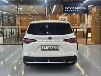 Toyota Sienna 2021, 116289 км, за 42500000 KRW