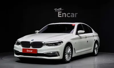BMW 5-Series · 2018 год