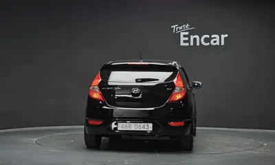 Hyundai Accent 2017, 98683 км, за 7000000 KRW