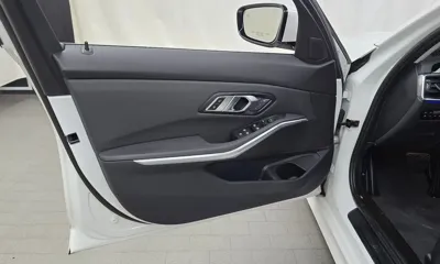 BMW 3-Series 2019, 38880 км, за 28200000 KRW - фото 24