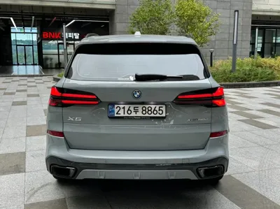 BMW X5 2025, 10966 км, за 117000000 KRW