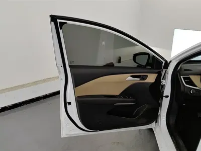 Chevrolet Monza 2021, 57699 км, за 42400 CNY - фото 7