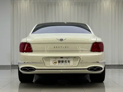 Bentley Flying Spur 2024, 5300 км, за 2938000 CNY - фото 17
