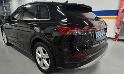 Audi Q4 e-tron 2023, 76000 км, за 37550000 KRW
