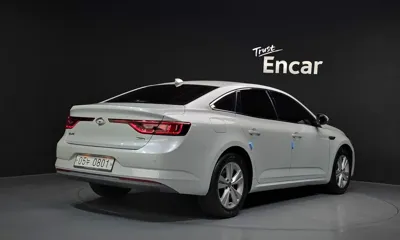 Renault-KoreaSamsung SM6 2016, 42818 км, за 5990000 KRW