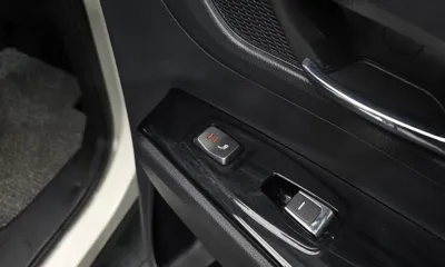 KG_Mobility_Ssangyong KORANDO 2019, 95685 км, за 11900000 KRW - фото 19