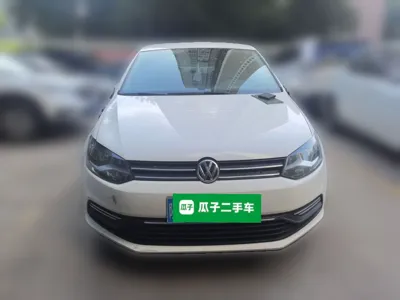 Volkswagen Polo 2016, 59800 км, за 48238.39 CNY