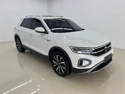 Volkswagen T-Roc 2023, 10000 км, за 136800 CNY
