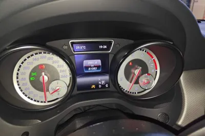 Mercedes-Benz GLA 2016, 81500 км, за 57808.03 CNY - фото 13