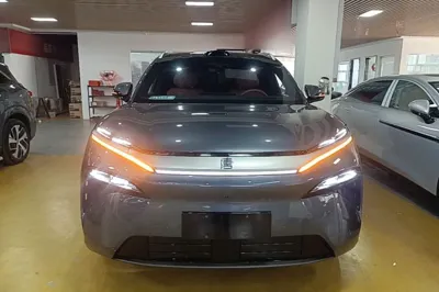 BYD Tang L 2025, 14600 км, за 218187.66 CNY