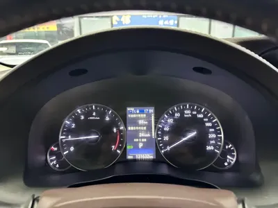 Lexus ES 2018, 132000 км, за 99000 CNY - фото 11