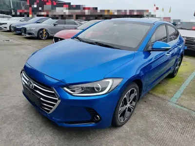 Hyundai Elantra · 2019 год