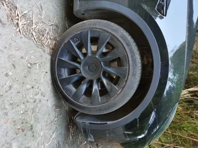 Tesla Model Y 2022, 77600 км, за 152985.74 CNY - фото 8