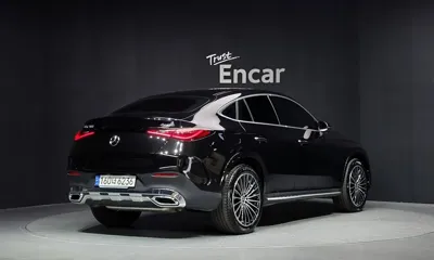 Mercedes-Benz GLC-Class 2024, 9788 км, за 56940.46 USD - фото 2