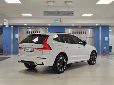 Volvo XC60 2026, 4291 км, за 64000000 KRW
