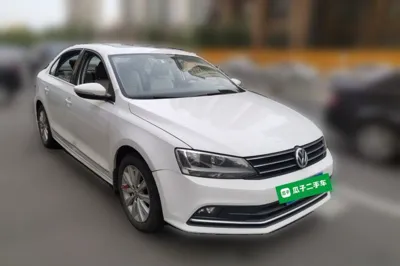 Volkswagen Sagitar 2015, 71500 км, за 28910.8 CNY