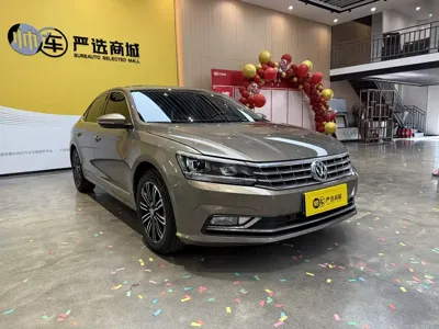 Volkswagen Passat 2017, 125000 км, за 59800 CNY